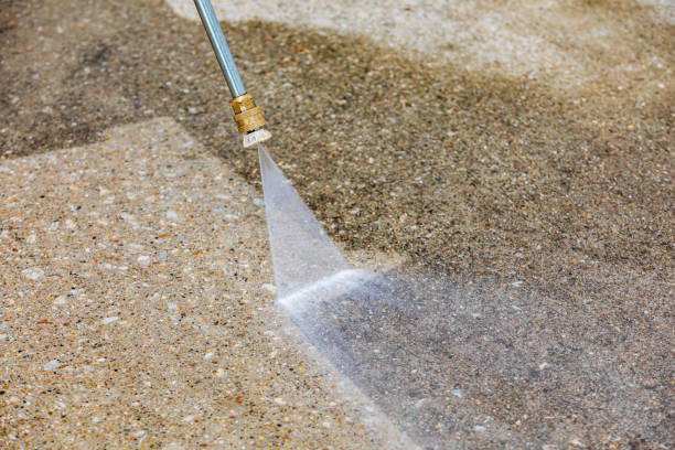 Best Sign and Awning Cleaning  in Limestone Creek, FL